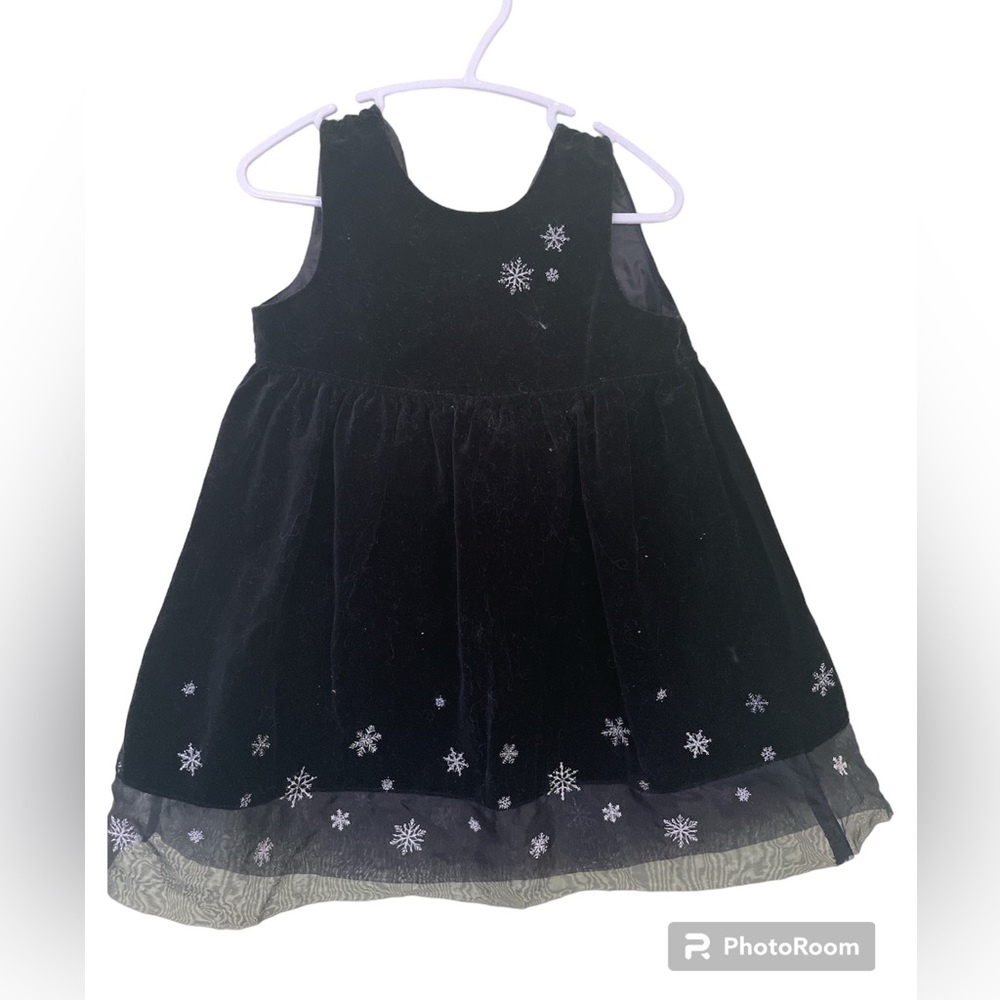 EUC Old Navy Winter Snowflake Velvet Dress 18-24 Months